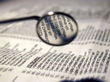 checking-facts-1252035-640x480